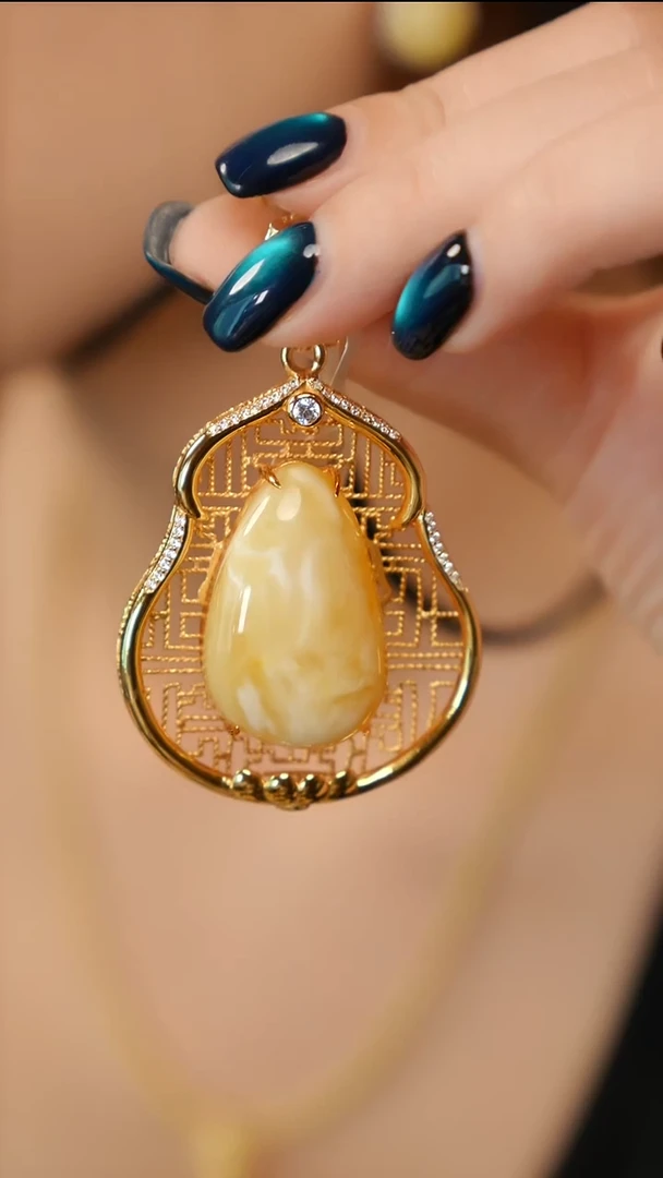 蜜蜡吊坠(赠链)银S925镶嵌福禄白蜡吊坠