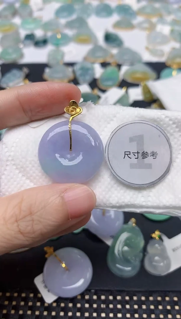 颈饰18K金镶嵌翡翠天然缅甸A货翡翠