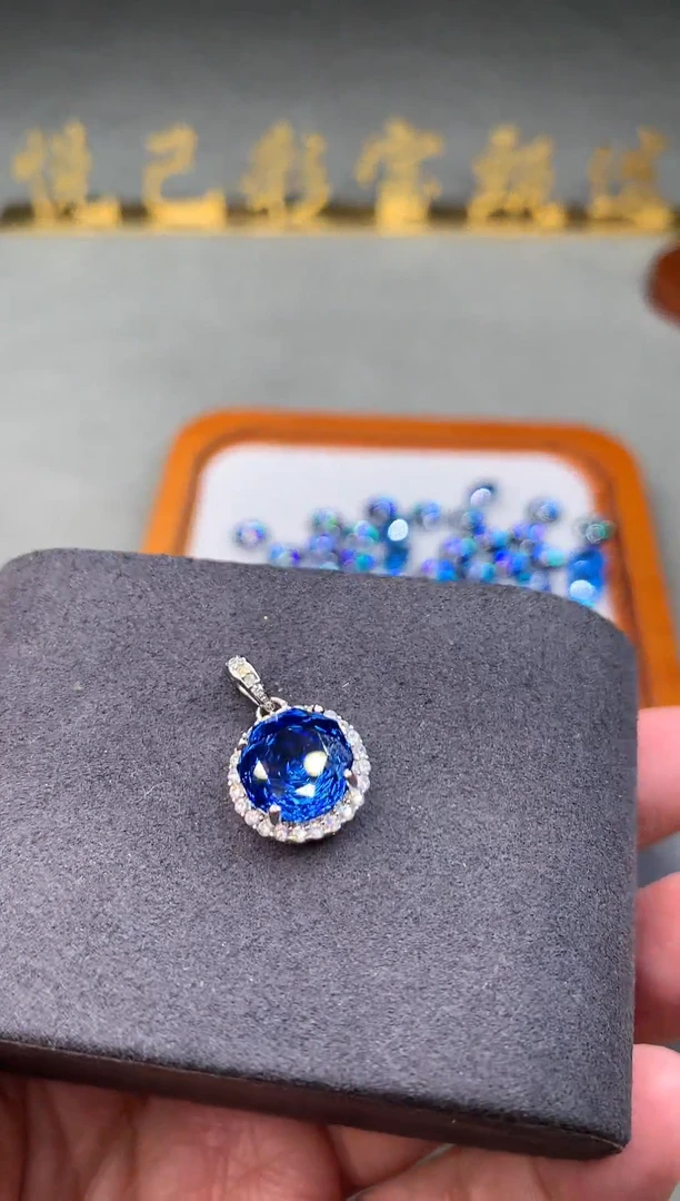 颈饰银S925镶嵌托帕石2222