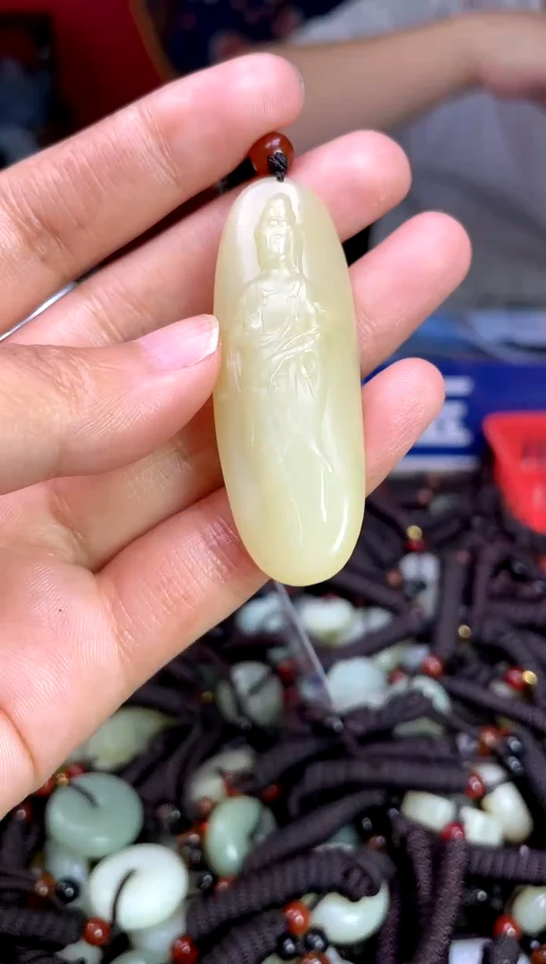 未镶嵌和田玉挂件1