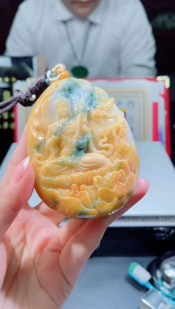 颈饰未镶嵌翡翠翡翠
