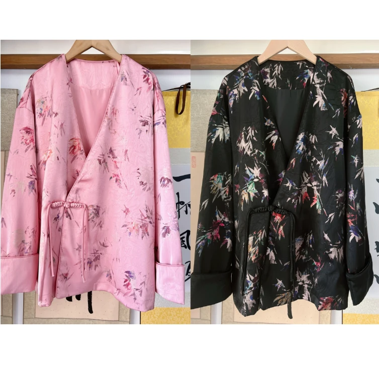 新中式刺绣V领长袖一粒扣汉服交领加厚外套女