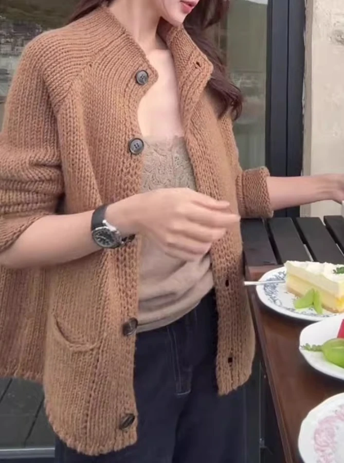 浅棕色立领单排扣针织开衫长袖洋气好看百搭显瘦毛衣外套秋季新款