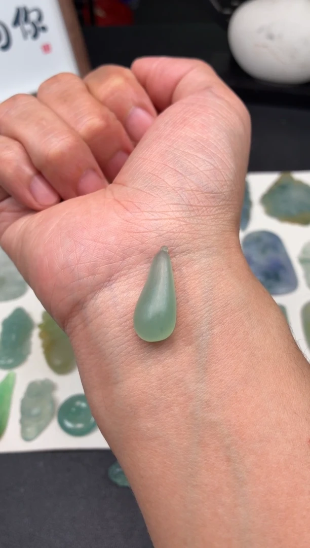 未镶嵌定制翡翠翡翠