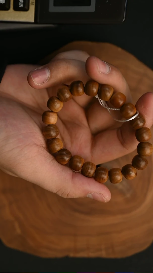 檀香木手串/手链老型9*10横沉-2号