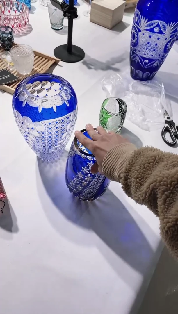 【闪购商品】水晶玻璃无手柄款花瓶