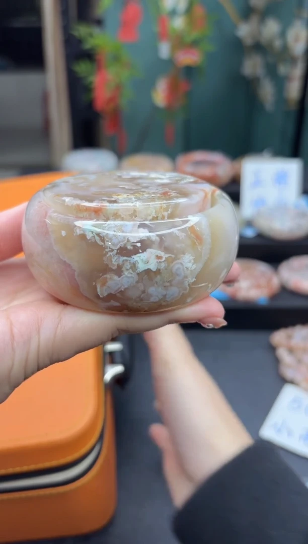 【闪购商品】石英质玉手镯未镶嵌106（64圈赠送镯心）