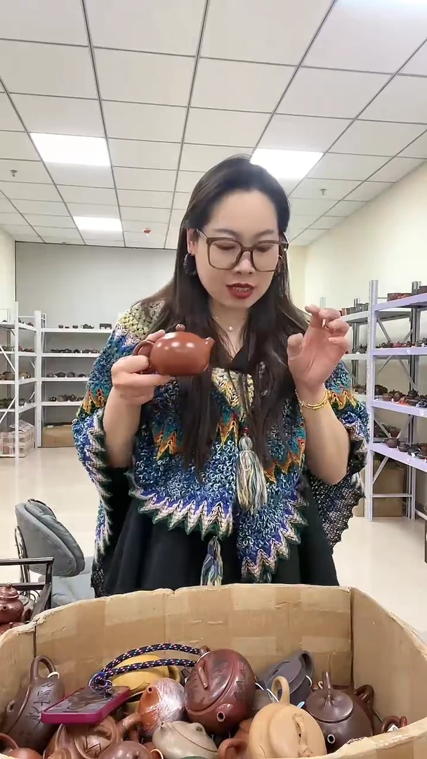 【闪购商品】紫砂茶壶红皮龙光素西施