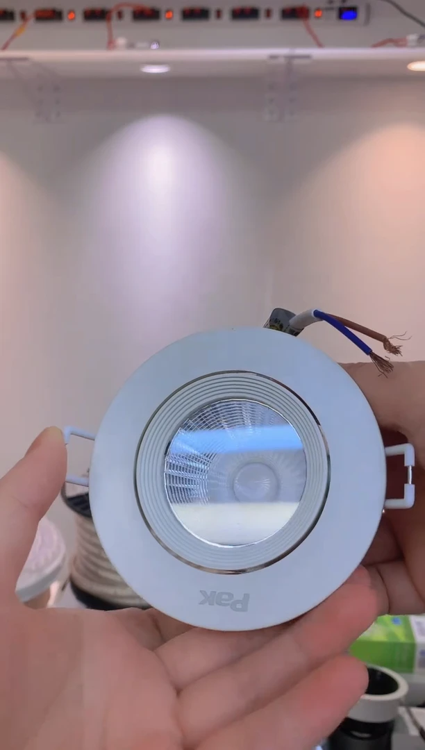 嵌入式LED天花射灯 清莹 5W 4000K 36度 白色