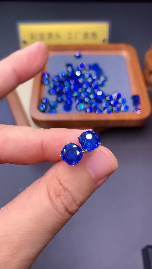 银S925镶嵌耳饰托帕石0000