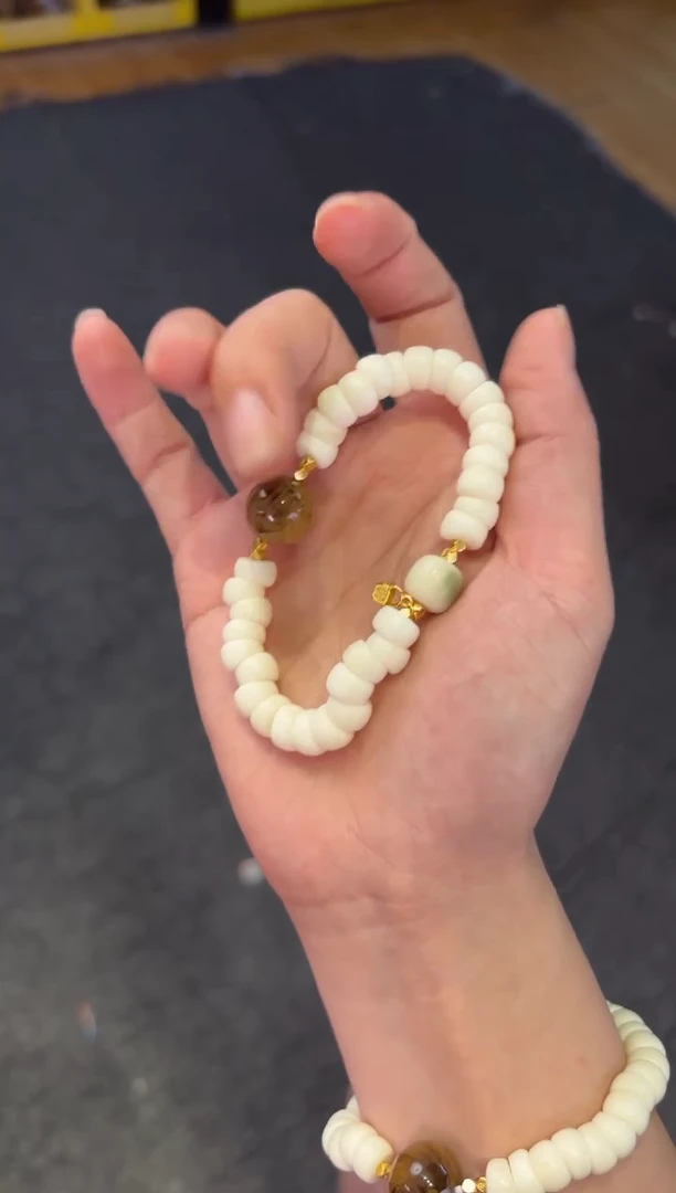 银S925镶嵌琥珀手链牛骨小肠S925【冰美式】