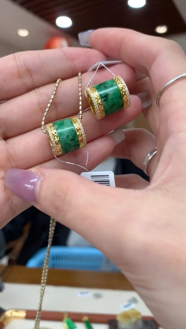 吊坠(不含链)未镶嵌翡翠路路通多样性发货1件