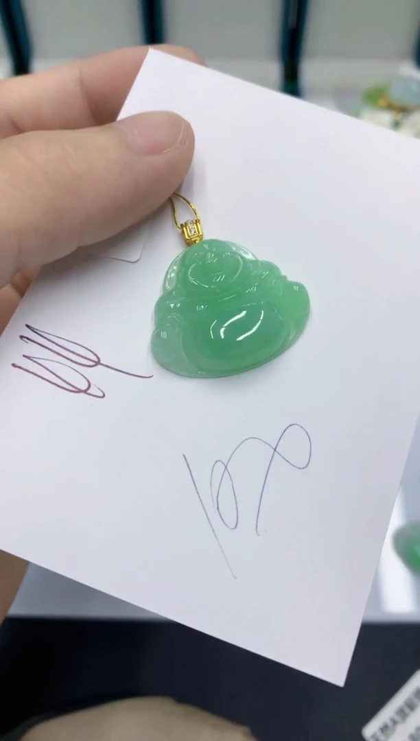 颈饰未镶嵌翡翠翡翠