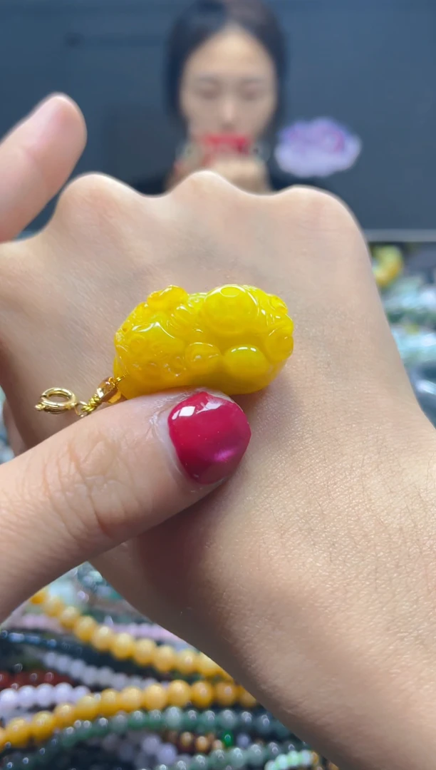 颈饰未镶嵌翡翠/L/翡翠A货，一件也是批发价