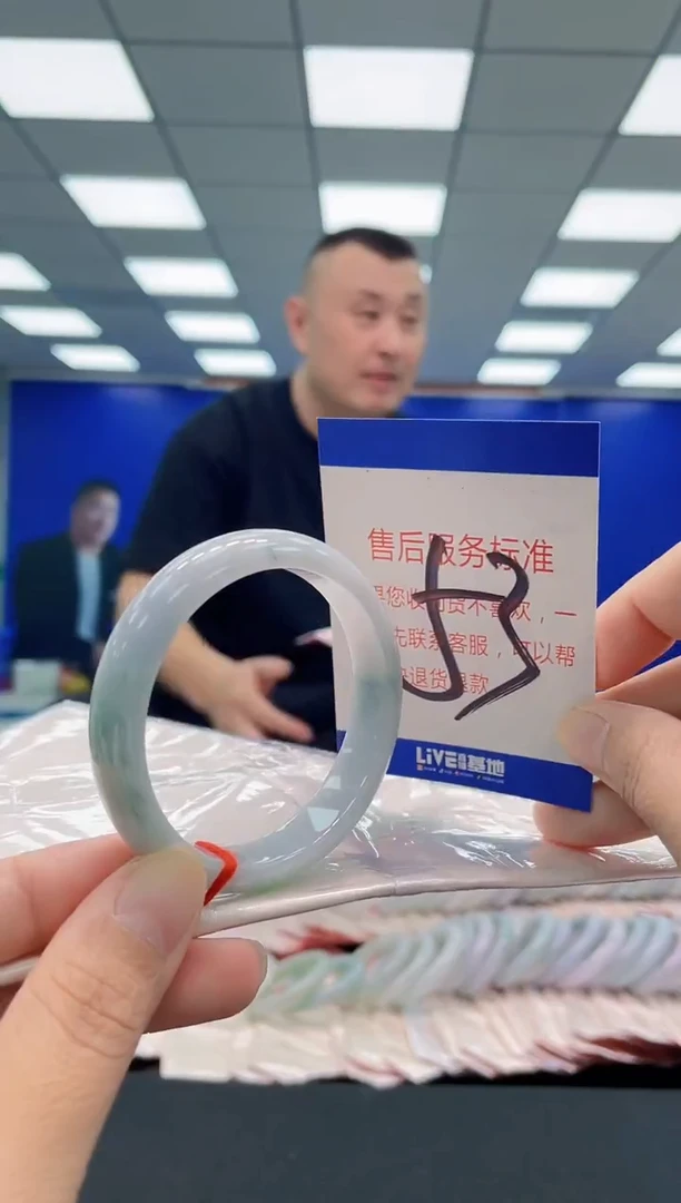 未镶嵌手镯翡翠AAAAAAAAA