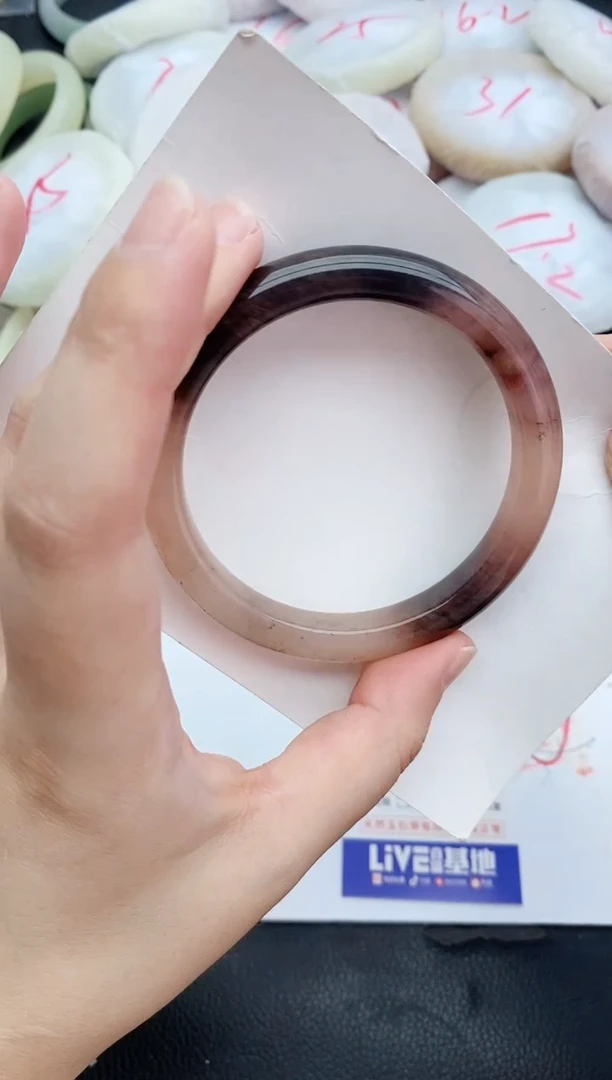 石英质玉手镯未镶嵌308+61/62