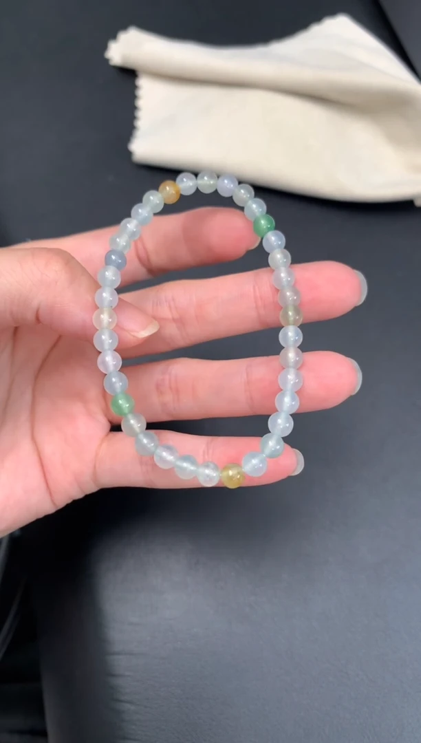 未镶嵌定制翡翠48小时鉴赏期 退货不扣服务费