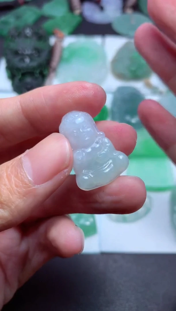 【闪购商品】翡翠颈饰未镶嵌天然翡翠