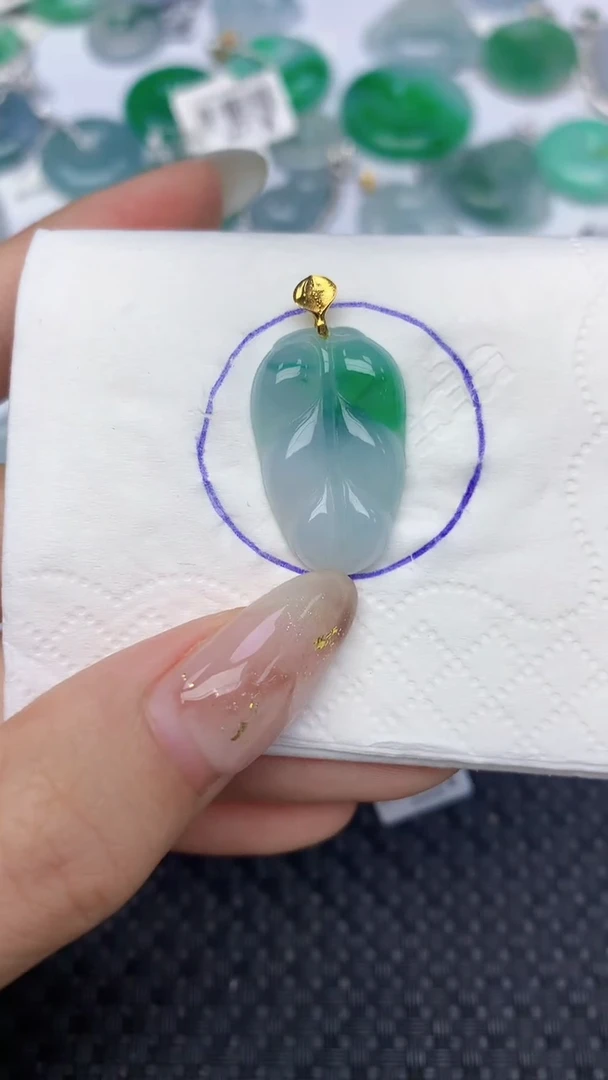 颈饰18K金镶嵌翡翠天然缅甸翡翠a货百元以上9元证书费自理