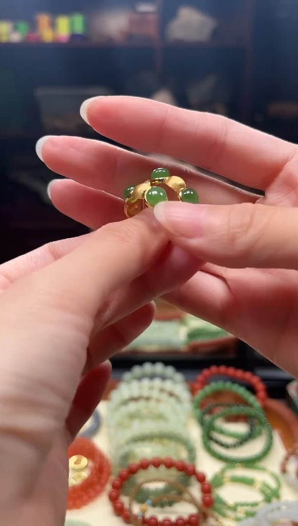 和田玉戒指银S925镶嵌碧玉双蛋面