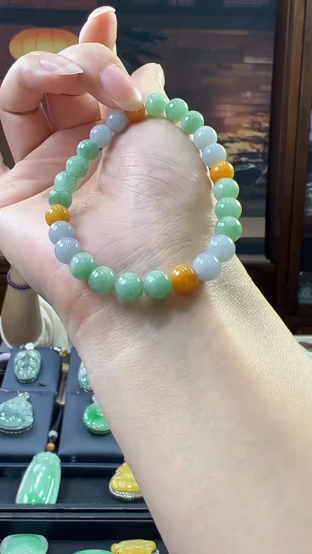 未镶嵌挂件翡翠手串