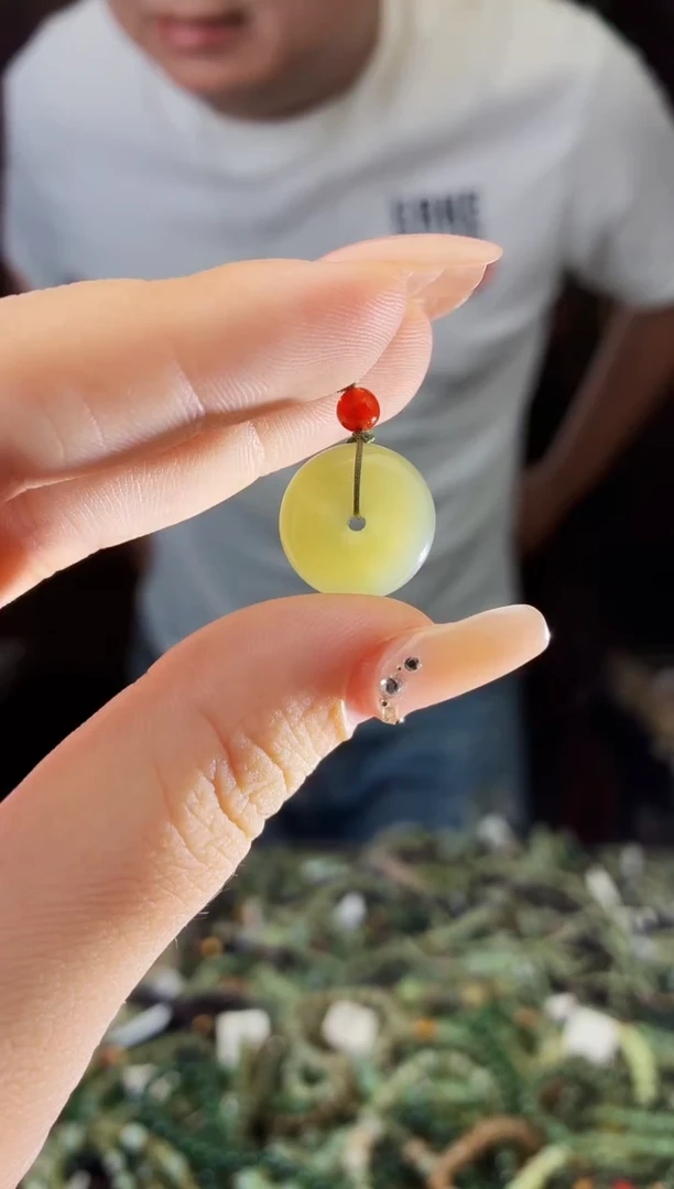 和田玉未镶嵌颈饰拍一发一