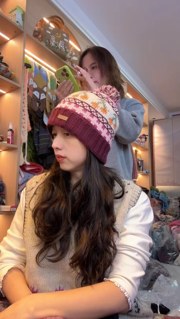 羊毛美利奴粉色樱桃帽