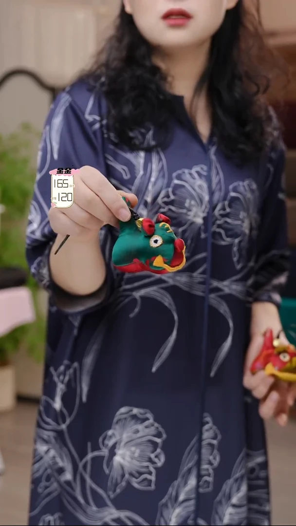 丝绸绿色小老虎挂件*1