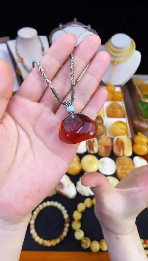 琥珀未镶嵌珠宝奇石柒月
