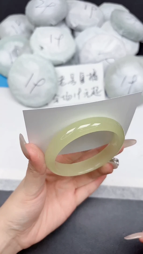 未镶嵌手镯石英质玉312-60-61