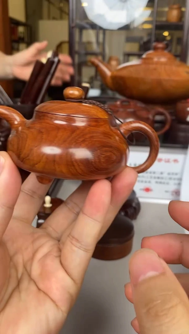香枝木类端景台海黄茶壶
