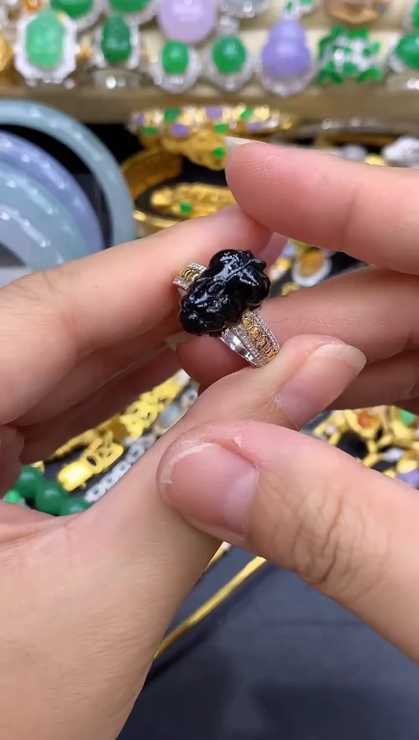 18K金镶嵌戒指翡翠283-中国好珍宝