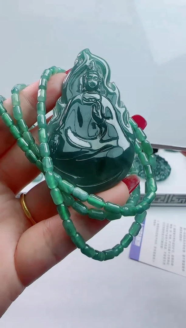 颈饰未镶嵌翡翠天然A货翡翠 多样性发其一