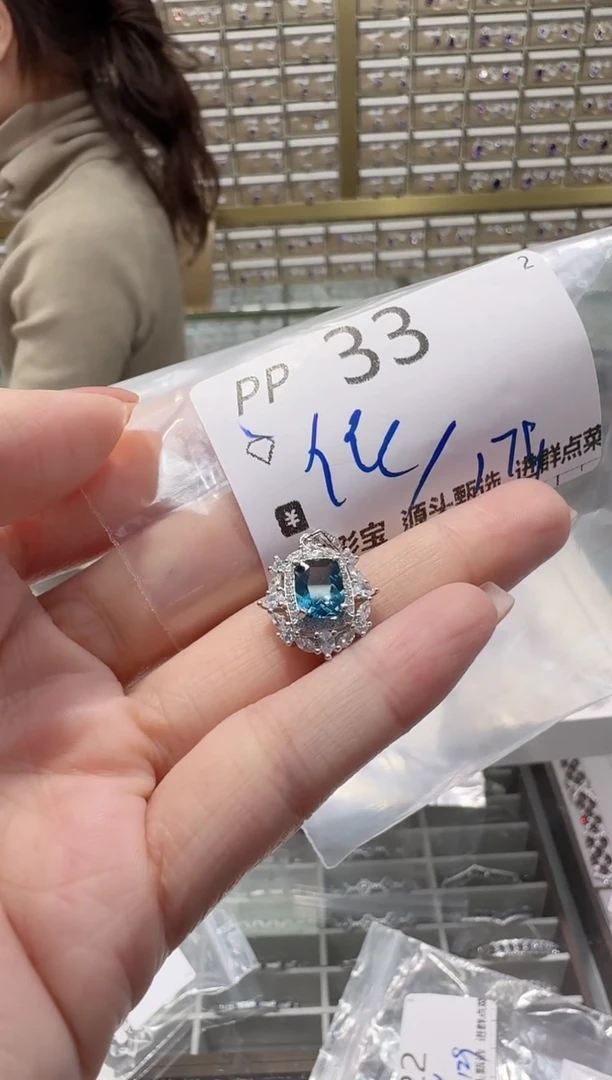 【闪购商品】托帕石吊坠(不含链)银S925镶嵌多样性发一PP33