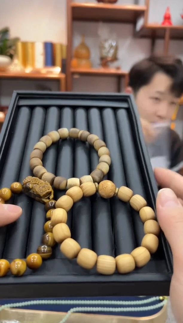 【闪购商品】木变石（虎睛石）手串未镶嵌手串  - 520938