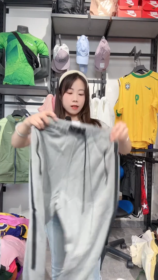1643   编码 瑕疵款直播间过款为准 尺码 L