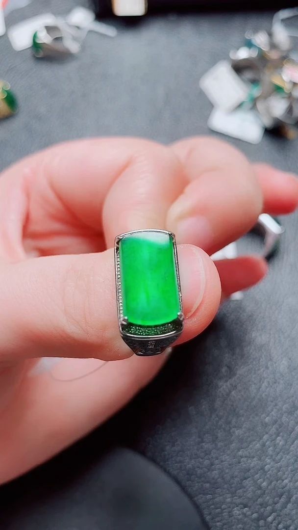 银S925镶嵌戒指翡翠翡翠