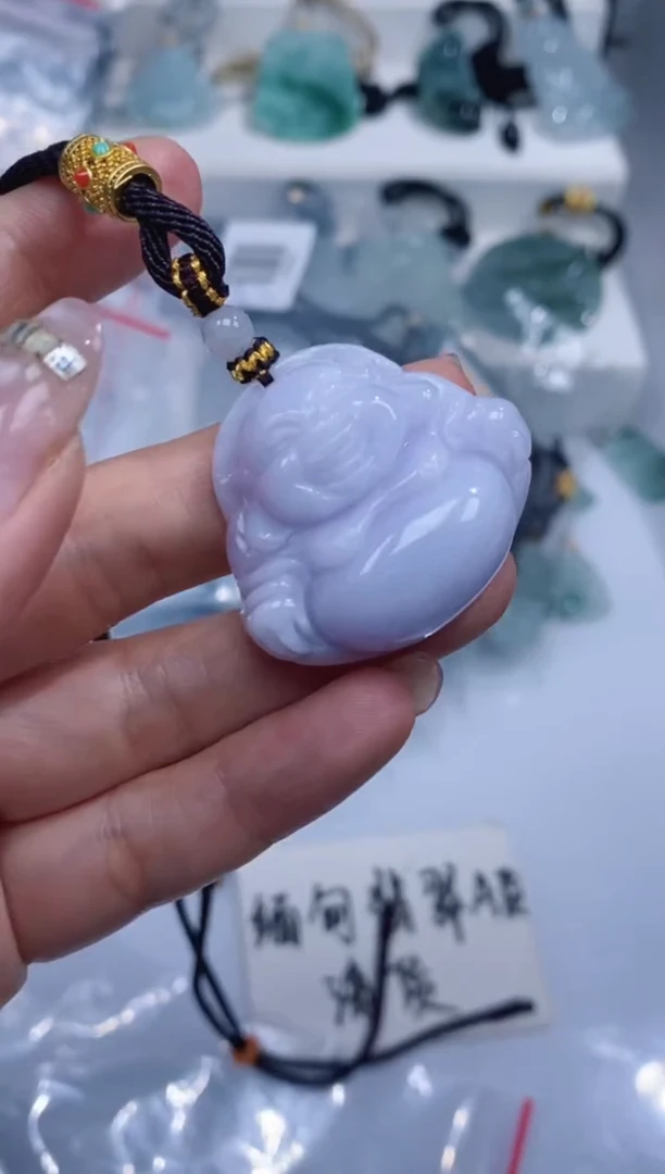 颈饰未镶嵌翡翠吊坠