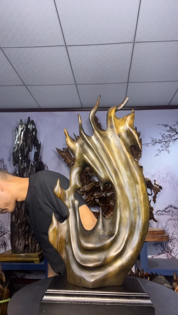 金丝楠木雕款秀****8金丝楠木工艺品摆件