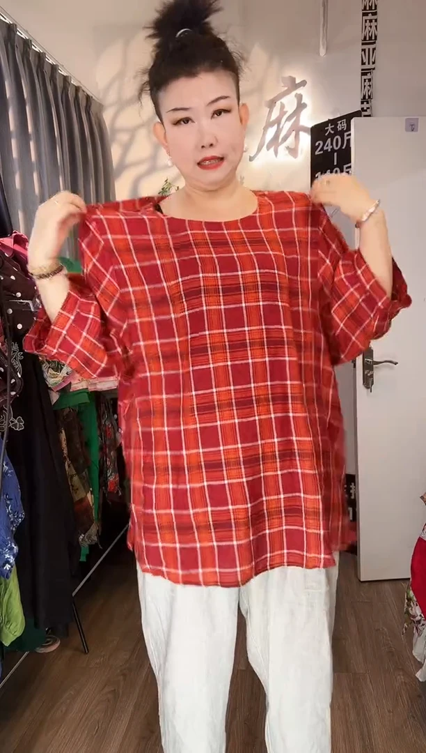 亚麻大码女装系列。