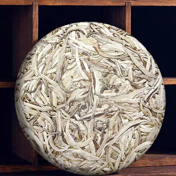 白毫银针茶饼月光白全芽白茶饼300g日晒银针茶叶福鼎老白茶冰糖甜