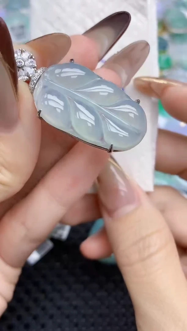 颈饰银S925镶嵌翡翠143   天然翡翠A货  百元以上9米证书费自理