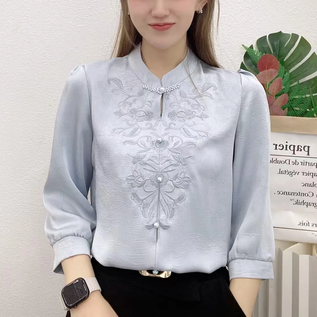 【现货+运费险】2025新款刺绣七分袖时尚气质国风小衫丝滑减龄衬衫