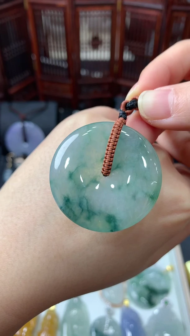 【闪购商品】翡翠吊坠(不含链)未镶嵌挂件