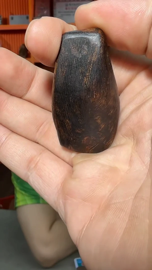 沉香吊坠57号沉水瘤疤多样性发一