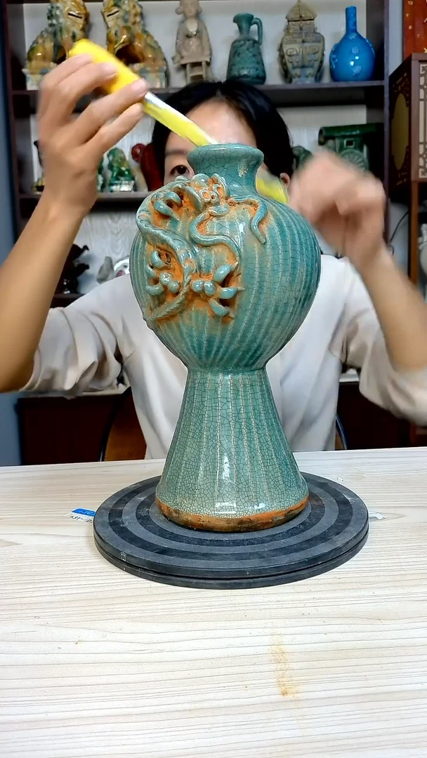 经典精美复古风格瓷器
