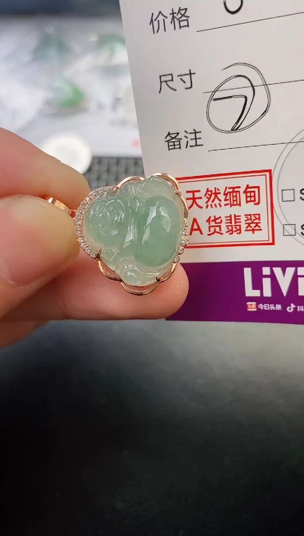翡翠银S925镶嵌颈饰妮***睡吊坠