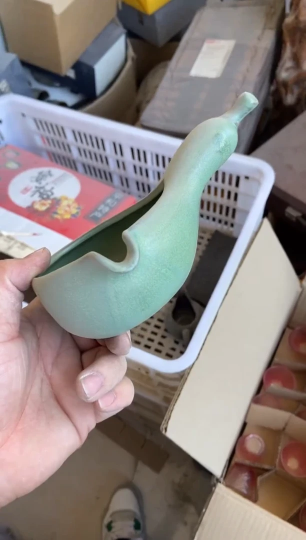 无运费险有瑕疵的摄影的产品有使用过的痕迹有点脏介意勿拍