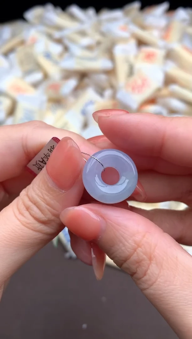 【闪购商品】翡翠挂件未镶嵌一