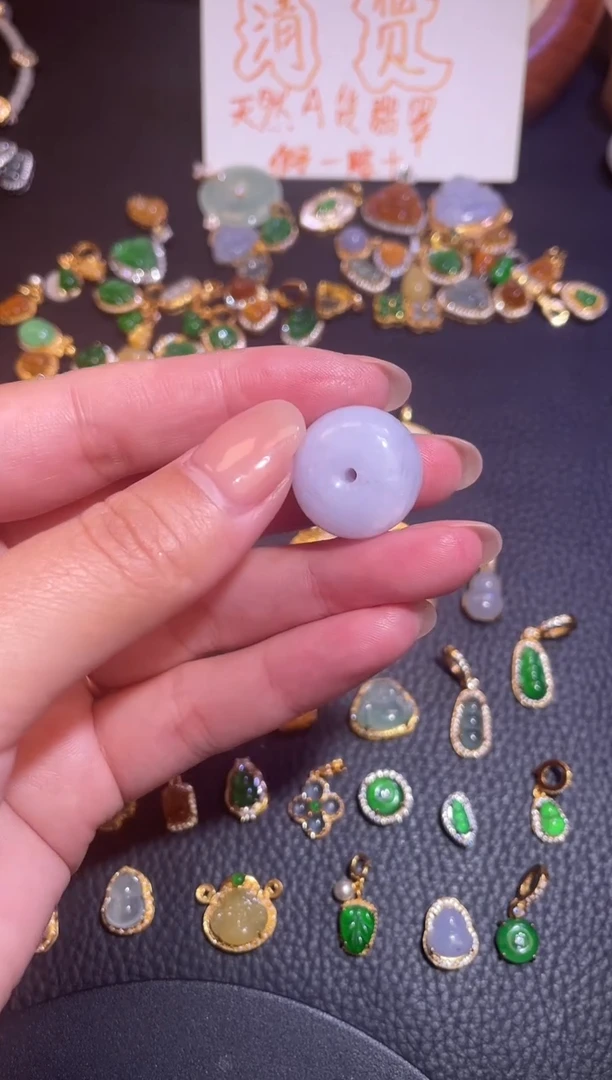 颈饰未镶嵌翡翠天然a货翡翠